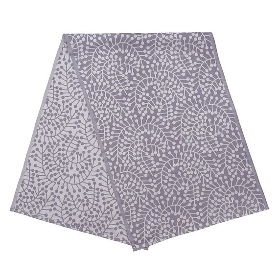 Дорожка из хлопка фиолетово-серого цвета с рисунком Спелая смородина, Scandinavian touch, 53х150см, изображение 4