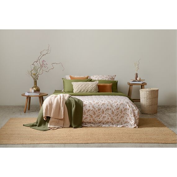 Набор из двух наволочек из сатина оливкового цвета из коллекции Wild, 70х70 см, изображение 6