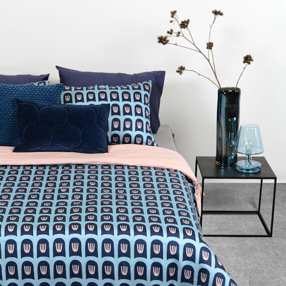 Комплект постельного белья двусторонний из сатина розового и голубого цветов с принтом Blossom time из коллекции Cuts&Pieces, изображение 3