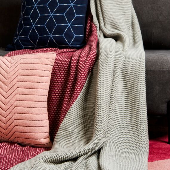 Подушка декоративная из хлопка темно-синего цвета с геометрическим орнаментом Ethnic, 45х45 см, изображение 3