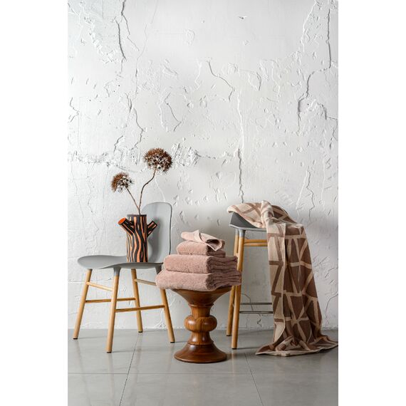 Полотенце жаккардовое банное с авторским дизайном Geometry, коричнево-бежевое Wild, 70х140 см, изображение 2