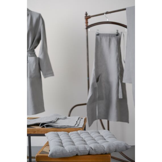 Подушка на стул стеганая из умягченного льна серого цвета, 40х40 см, изображение 8