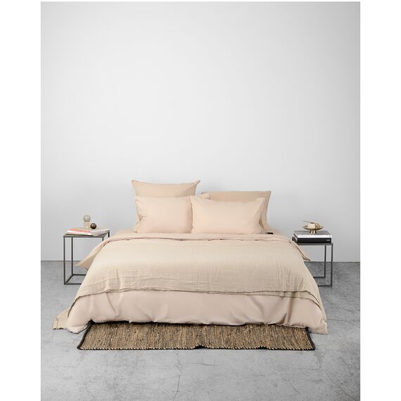 Простыня бежевого цвета из органического стираного хлопка из коллекции Essential, 180х270 см, изображение 3