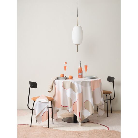 Салфетка сервировочная из хлопка бежевого цвета с авторским принтом из коллекции Freak Fruit, 45х45 см, изображение 4