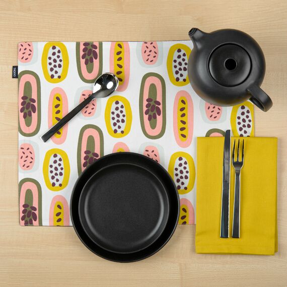 Салфетка под приборы из умягченного льна с декоративной обработкой горчичный Essential, 35х45 см, изображение 7