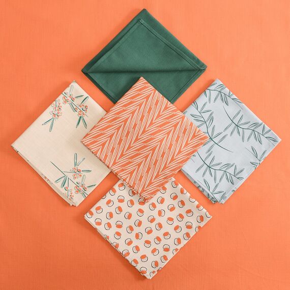 Скатерть на стол из хлопка оранжевого цвета Russian North, 170х170 см, изображение 5