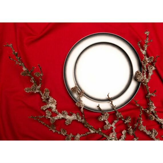 Скатерть на стол из хлопка красного цвета Russian North, 170х170 см, изображение 5