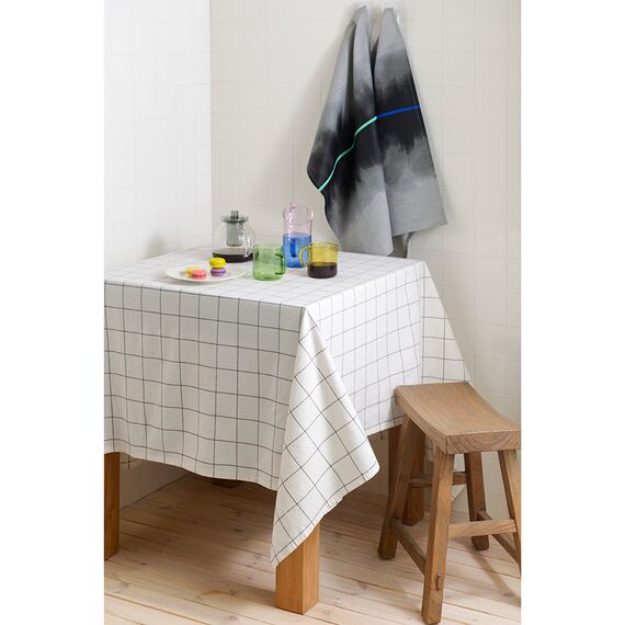 Скатерть из хлопка белого цвета в клетку из коллекции Essential, 170х250 см, изображение 6