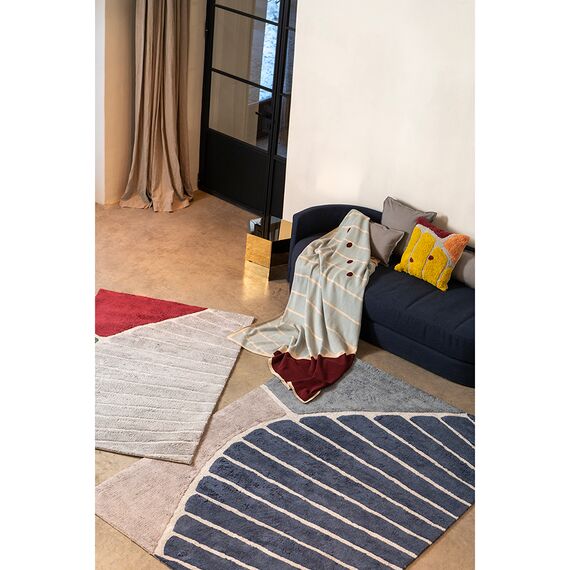 Чехол на подушку с рисунком Tea plantation горчичного цвета из коллекции Terra, 45х45 см, изображение 2