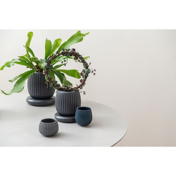 Горшок цветочный серого цвета из коллекции Edge, 2,7 л, Tkano, изображение 3