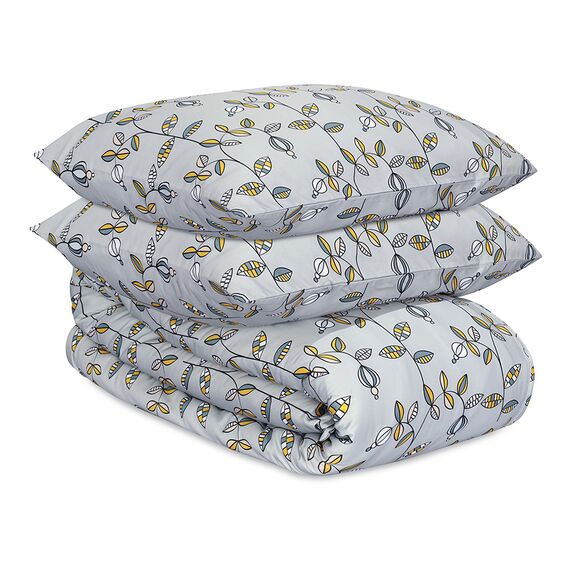 Комплект постельного белья 'Ягоды тайги' из премиального сатина из коллекции Russian North, 150х200 см, Tkano