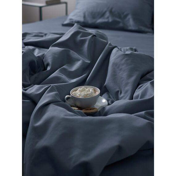 Комплект постельного белья из сатина джинсово-синего цвета с брашинг-эффектом из коллекции Essential, 150х200 см, Tkano, изображение 8