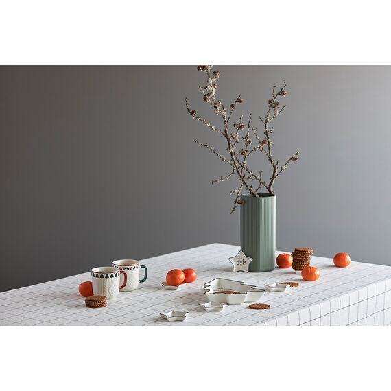 Набор из двух кружек Warm Celebration из коллекции New Year Essential, 400 мл, Tkano, изображение 2