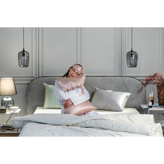 Маска для сна из натурального шелка цвета пыльной розы из коллекции Essential, Tkano, изображение 5