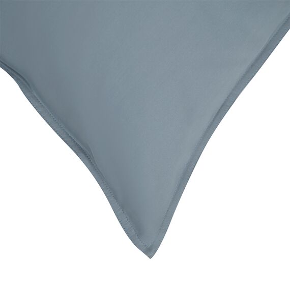 Набор из двух наволочек из сатина джинсово-синего цвета с брашинг-эффектом из коллекции Essential, 70х70 см, Tkano, изображение 9