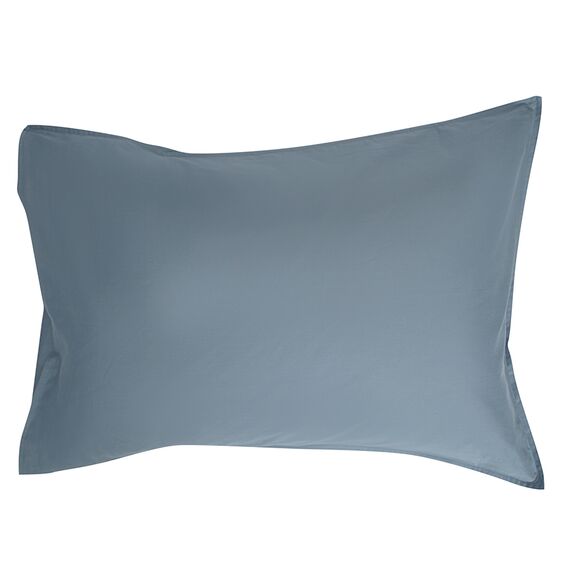 Набор из двух наволочек из сатина джинсово-синего цвета с брашинг-эффектом из коллекции Essential, 50х70 см, Tkano, изображение 8