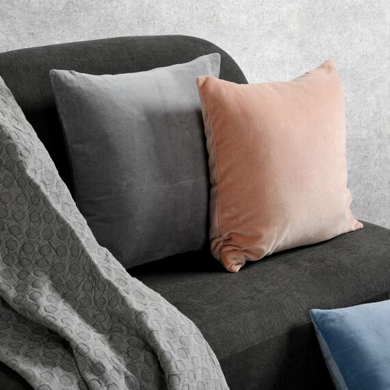 Подушка декоративная из хлопкового бархата цвета пыльной розы из коллекции Essential, 45х45 см, изображение 3