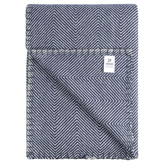 Плед из шерсти мериноса темно-синего цвета из коллекции Essential, 130х180 см, Tkano, изображение 9