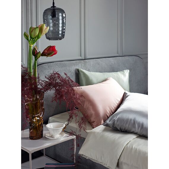 Наволочка из натурального шелка цвета пыльной розы из коллекции Essential, 50х70 см, Tkano, изображение 3