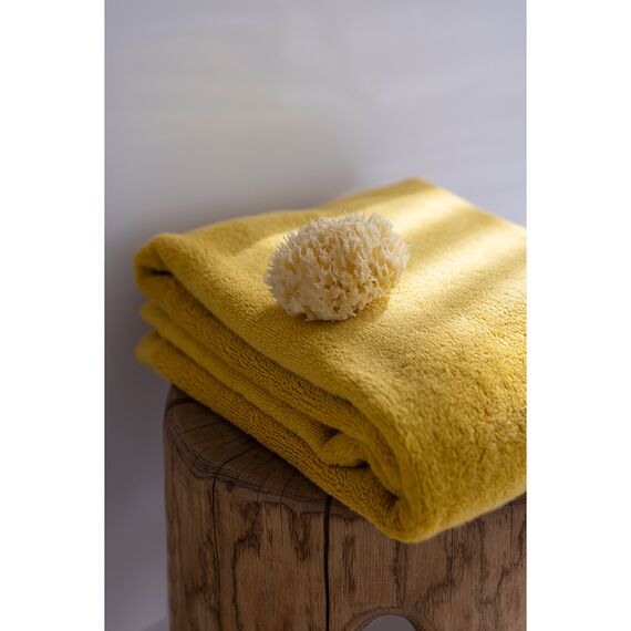 Полотенце банное горчичного цвета из коллекции Essential, 90х150 см, изображение 3