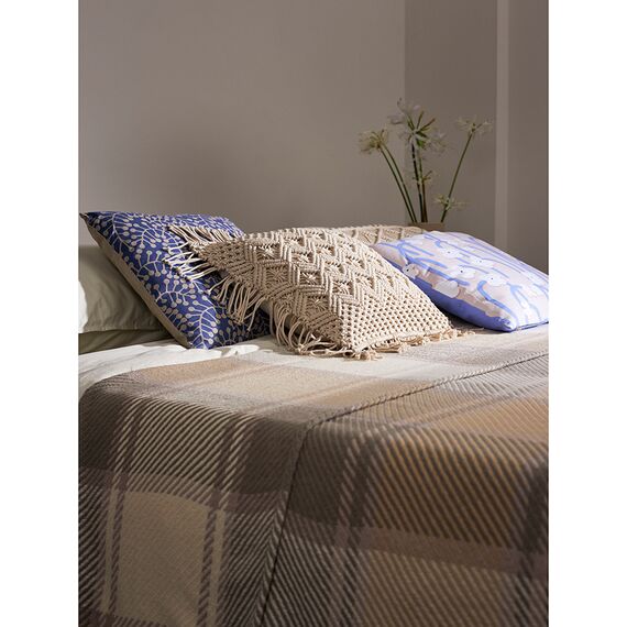 Покрывало из хлопка Warm traditions бежево-серого цвета из коллекции Essential, 230х250 см, Tkano, изображение 5