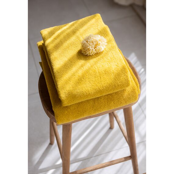 Полотенце банное горчичного цвета из коллекции Essential, 90х150 см, изображение 15