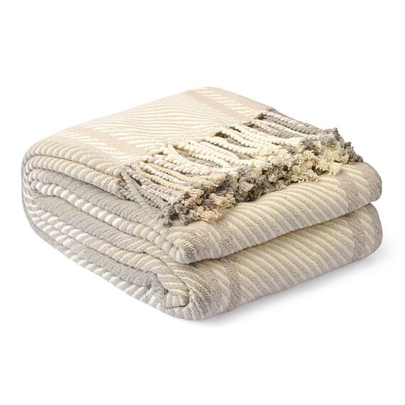 Покрывало из хлопка Warm traditions бежево-серого цвета из коллекции Essential, 180х250 см, Tkano