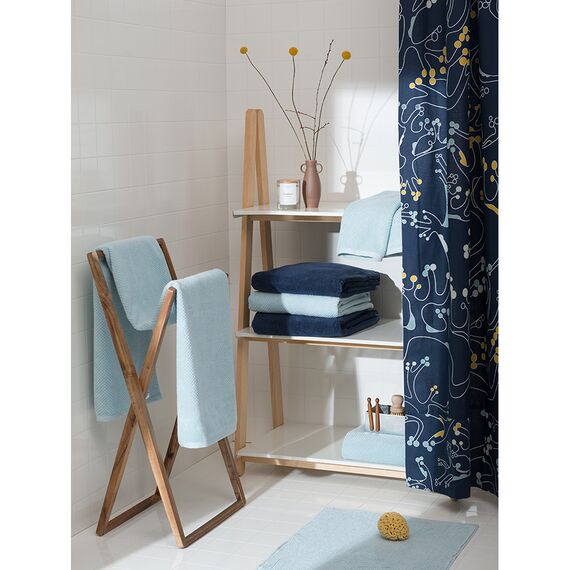 Полотенце банное темно-синего цвета из коллекции Essential, 90х150 см, изображение 10