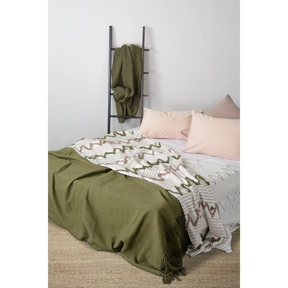 Покрывало из хлопка с бахромой оливкового цвета из коллекции Ethnic, 180х250 см, изображение 4