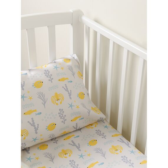 Простыня на резинке из сатина с принтом Oceania world из коллекции Tiny world, 70х140х20 см, изображение 2