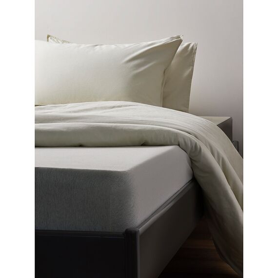 Простыня на резинке из хлопкового трикотажа серо-бежевого цвета из коллекции Essential, 160х200х30 см, Tkano, изображение 7