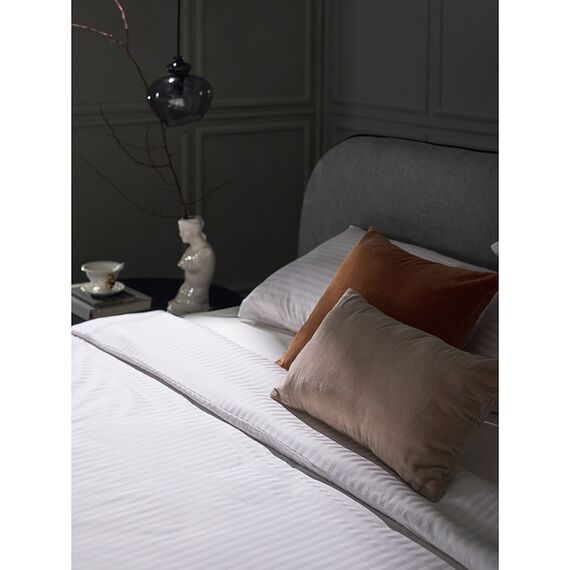 Простыня на резинке из страйп-сатина из коллекции Essential, 160х200х30 см, Tkano, изображение 6