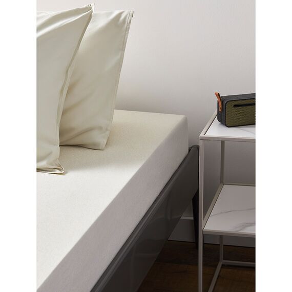 Простыня на резинке из хлопкового трикотажа серо-бежевого цвета из коллекции Essential, 160х200х30 см, Tkano, изображение 5