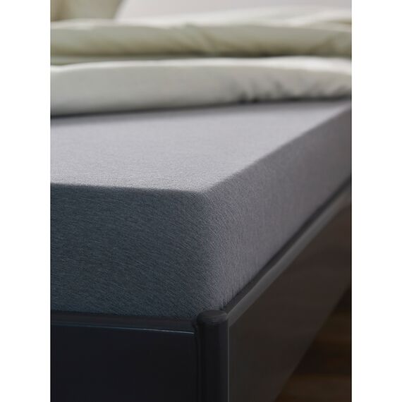 Простыня на резинке из хлопкового трикотажа серого цвета из коллекции Essential, 180х200х30 см, Tkano, изображение 5