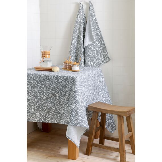 Скатерть серого цвета с принтом Спелая Смородина из коллекции Scandinavian touch, 170х170 см, изображение 7