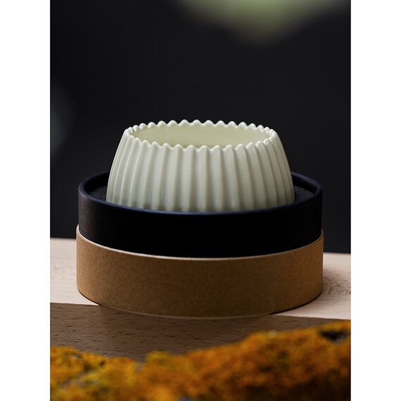 Свеча ароматическая Secret Santa из коллекции Edge, бежевый, 30 ч, Tkano, изображение 2