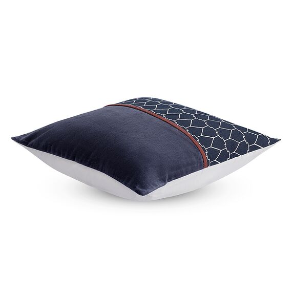 Чехол на подушку из хлопкового бархата с геометрическим принтом темно-синего цвета из коллекции Ethnic, 45х45 см, изображение 2