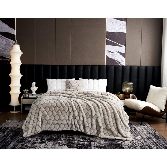 Покрывало Адриана №10, размер 220х240, Sofi de Marko