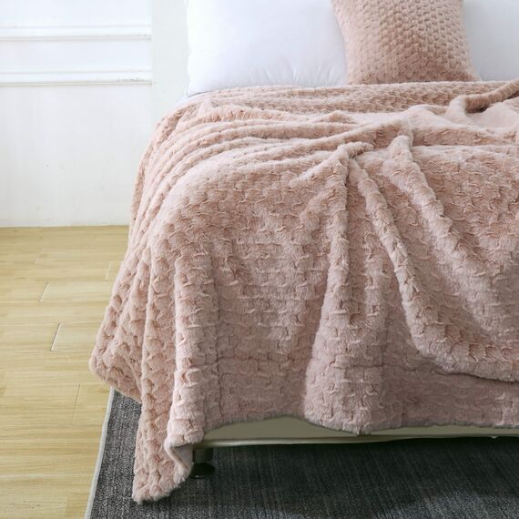 Покрывало Аврил, цвет пудра, размер 220х240, Sofi de Marko, изображение 11