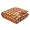 Покрывало из хлопка Polka dots карамельного цвета из коллекции Essential, 230х250 см, Tkano